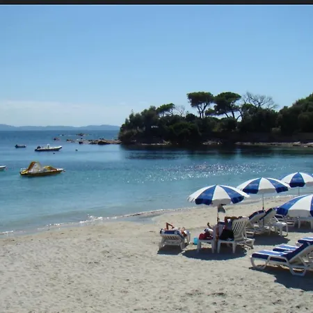 Superbe Pieds Dans L Eau Ajaccio Face A La De Sable Fin Route Des Iles Des Sanguinaires Appartement *