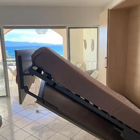 Apartment Superbe Pieds Dans L Eau Face A La De Sable Fin Route Des Iles Des Sanguinaires