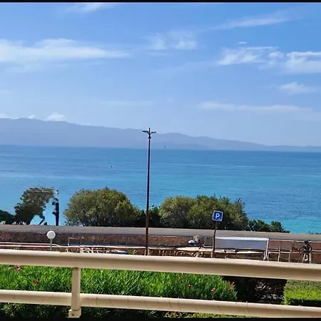 Superbe Pieds Dans L Eau Face A La De Sable Fin Route Des Iles Des Sanguinaires Apartment
